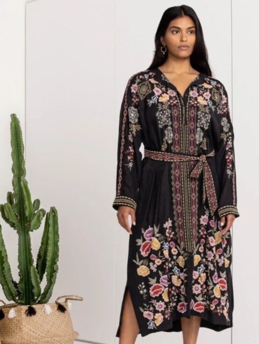 Johnny WAS Biya Failie Flor Black Embroidered Long-Sleeve Midi Dress - Picture 3 of 10